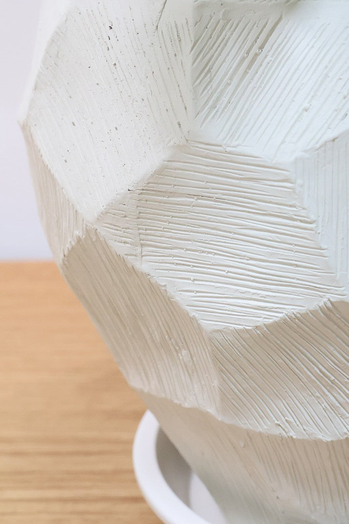 【モンステラ】かなり久々の入荷！久々に良い樹形のモノが入荷しました！POTのデザインもスタイリッシュ！